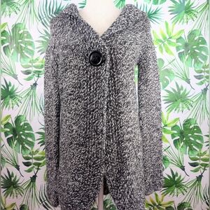 Berretti Black & White Speckled Knit Caped Sweater 1lb 6oz